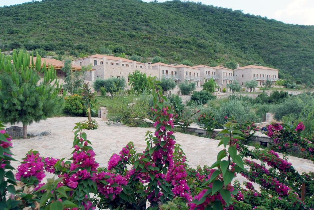 Smyros Resort Poulithra Exterior photo