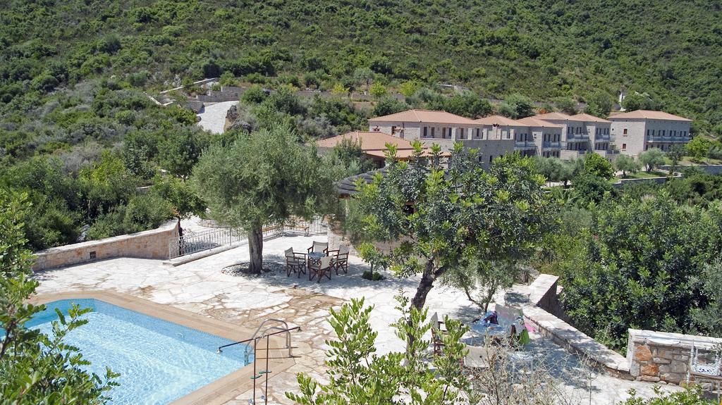 Smyros Resort Poulithra Exterior photo