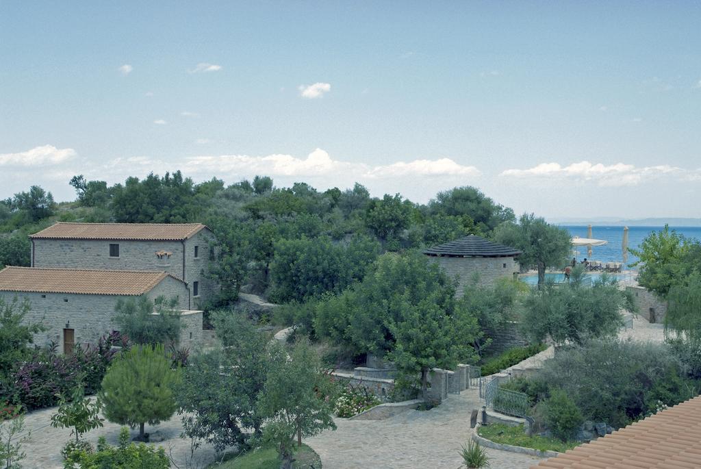 Smyros Resort Poulithra Exterior photo